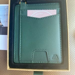 Hunter green andar keychain wallet